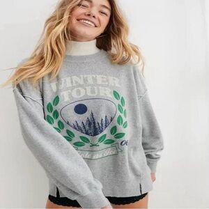 Aerie Gray Winter Tour Gray Graphic Distressed Crewneck Sweatshirt Size XXS